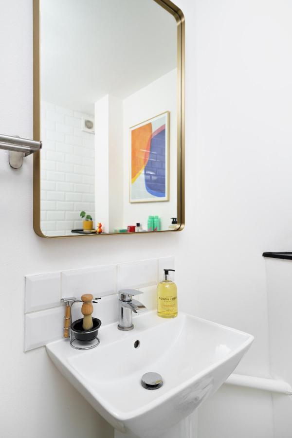 Central Hackney Apartment Лондон Екстериор снимка